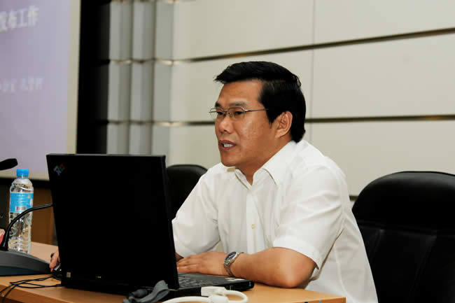 省委外宣辦副主任、省政府新聞辦副主任孔繁軻就做好新聞發布與媒體應對工作進行了深入生動的講解