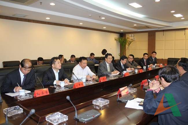 3月24日，集團(tuán)公司王玉君總經(jīng)理與云南紅河州人民政府座談，商談有關(guān)合作事宜