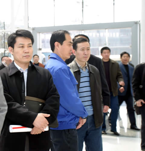 參觀產(chǎn)品中心